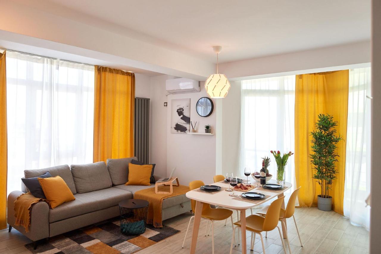 Fineloft Sea View Apartment-Spa N Pools Beach Resort นาโวดาริ ภายนอก รูปภาพ